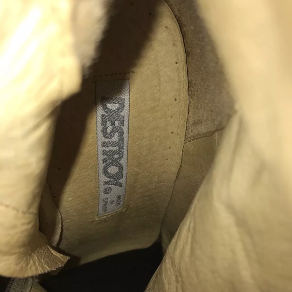 Destroy White Leather Cowboy Boots - Picture 8 of 8